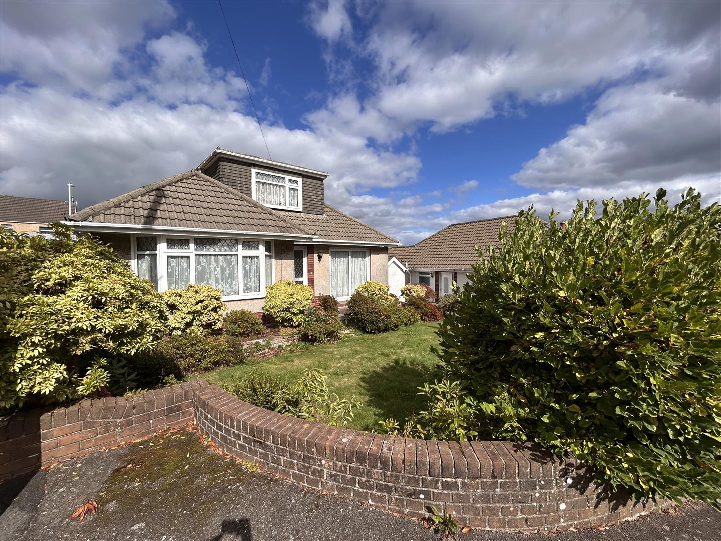 Ger-Y-Parc, Morriston, Swansea, SA6 7DR